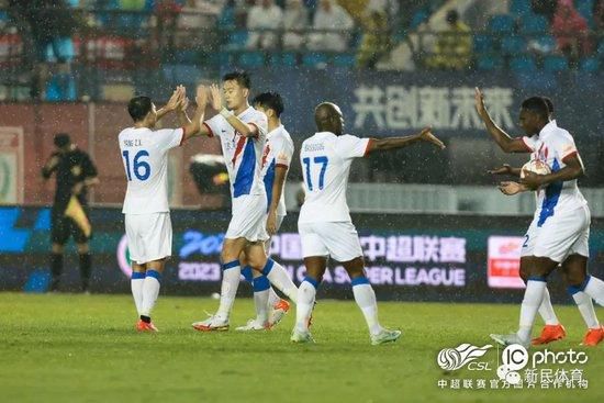 国产偷倩在线播放